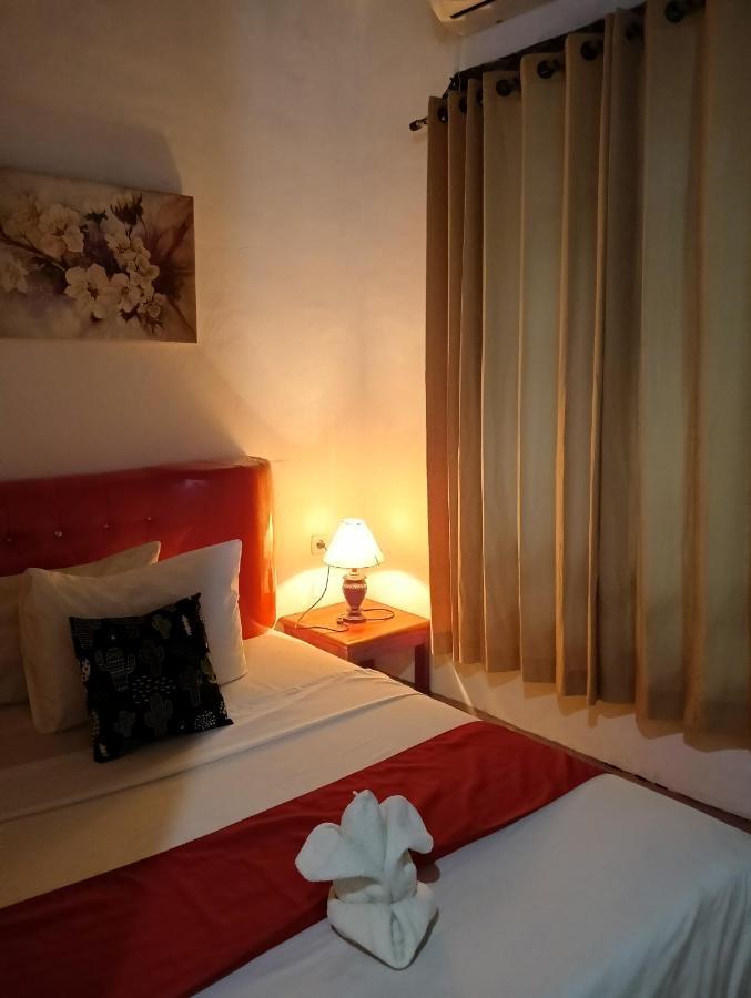Ayu Homestay Kuta  Exterior photo